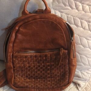 Men's Woven Front Tan Leather Backpack - Classic Everyday Carry